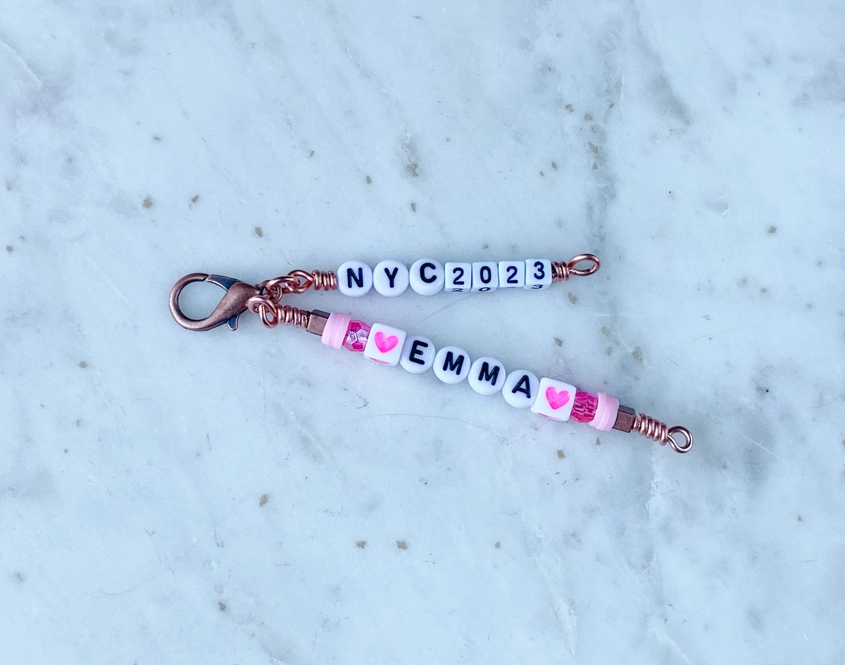 Name Keychains, Gift Keychains, Personalized Keychains, Bachelorette Gift Idea etsy.me/3iOvhs3 #personalizekeychain #customkeychain #lootbagidea #customnamegift #namekeychain #bachelorettegift