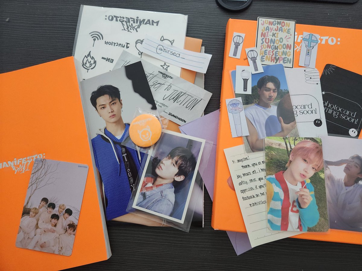 cigs4ftrkirstn's tweet photo. AHHHH AND2 NA YUNG MGA POGIII, truly the best way to end a tiring day. All arrived safely and so worth it ang pagbudolll!! #arkivehee_proofs https://t.co/2C2qPWuLPz