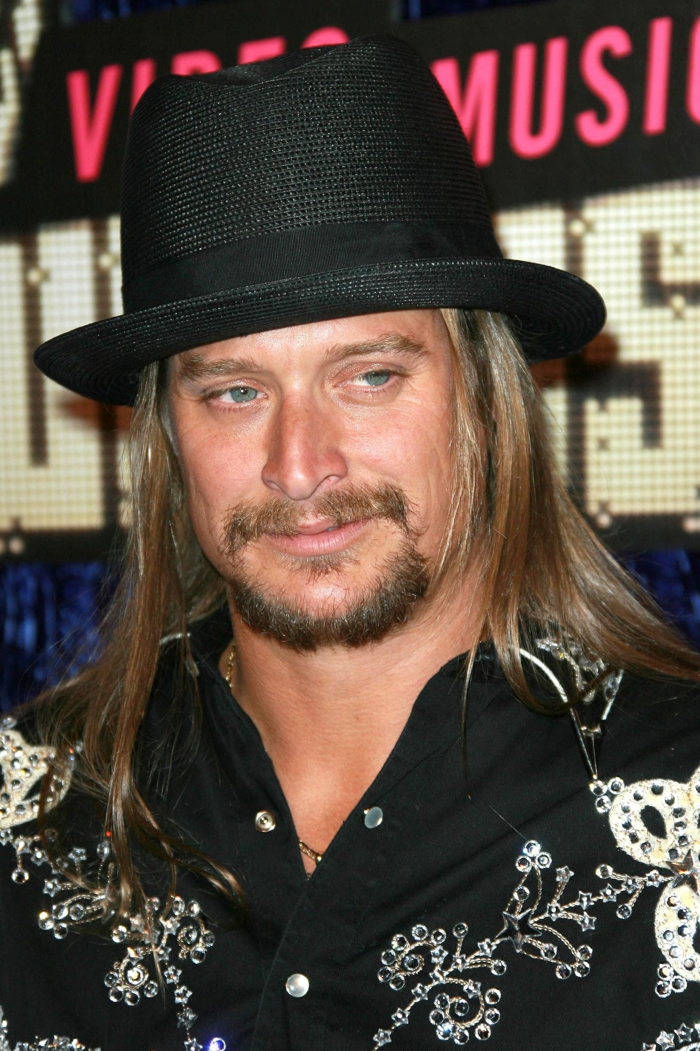 HAPPY 52ND BIRTHDAY KID ROCK 