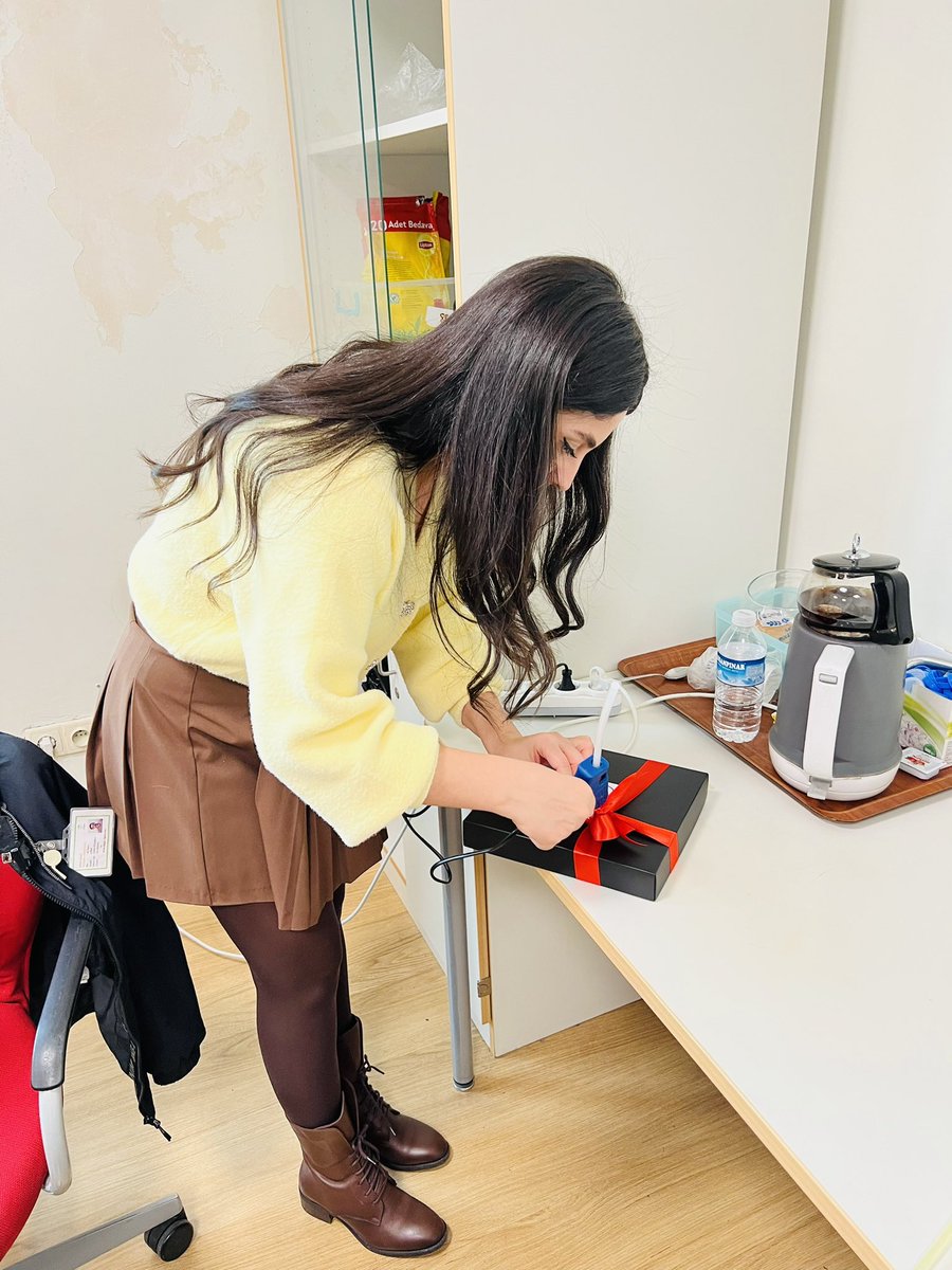 Karne hediyelerimiz hazır💙 <a href="/cigdemmolla/">Dr. Çiğdem Mollaibrahimoğlu</a> <a href="/DogaHalic/">Doğa Koleji Haliç Kampüsü</a> <a href="/dogadahayat/">Musa Sariataş</a> <a href="/hly__ozdgru/">hülya özdoğru</a>