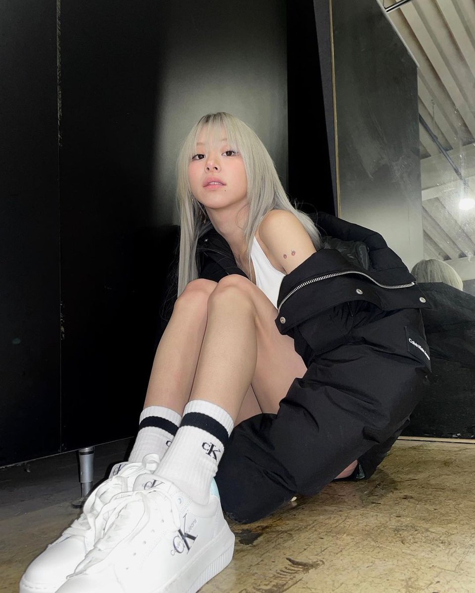 chaeyoungspics's tweet photo. CHAEYOUNG WTF https://t.co/Y361z7oyYc