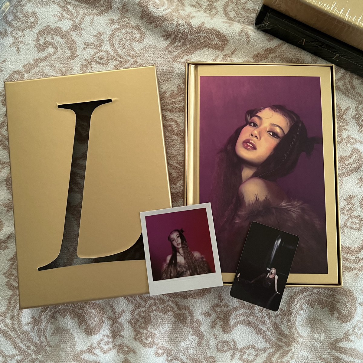 mhee_aiahkins's tweet photo. wts lfb ph | pls help rt | onhand

lisa unsealed albums 'lalisa'

black &amp; gold ver w/ pc - 300
gold ver w/o pc - 200

payo

pls dm me 😊 https://t.co/nsN04XMyiv