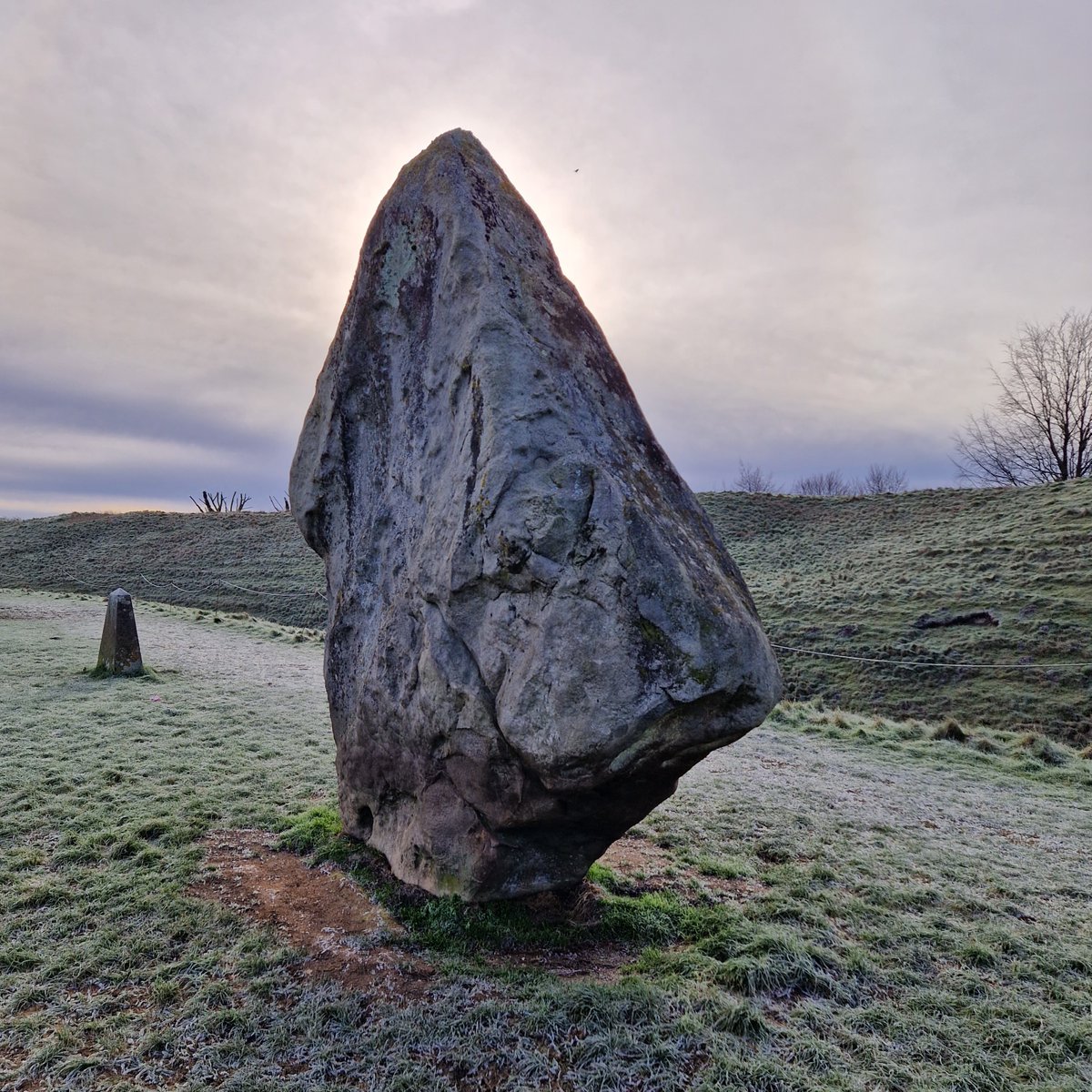 Avebury stone circle is looking very atmospheric today - a perfect place for a winter walk (followed by a hot cuppa and a cake) @AveburyNT
#NationalTrustAvebury #NationalTrustSw #NationalTrust #Avebury #TimeForWiltshire #Archaeology 
Photo ©National Trust/Corrina Buchanan