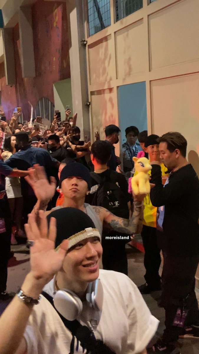 moreisland's tweet photo. WONJAE 

@munchinthepool 
#WOO #AOMG 
#AOMGinMANILA 
#AOMGWORLDTOUR2023inMNL https://t.co/TOGaLWbffq
