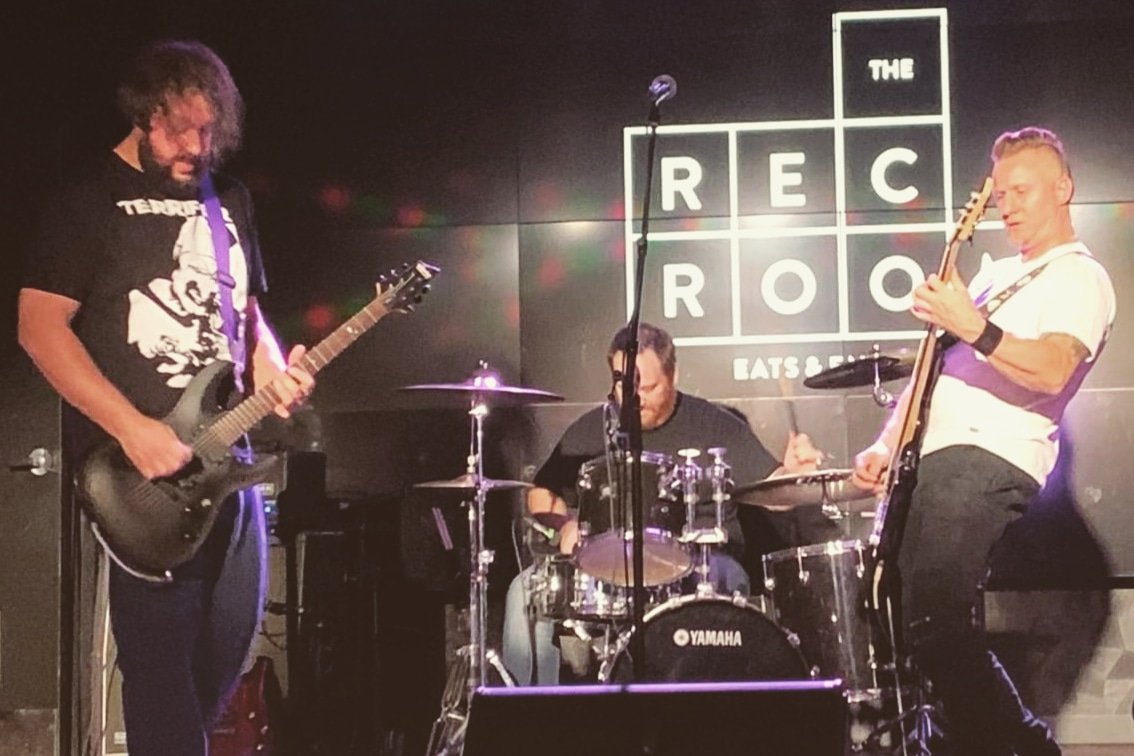Kill_Effect's tweet photo. Thanks to everyone for joining us at the Rec Room! Amazing night and a perfect return for K.E!
#ldnont #londonon #recroom #HardRock #Rock #grunge #music #band #canada #killeffect https://t.co/8vtmGwEmQb