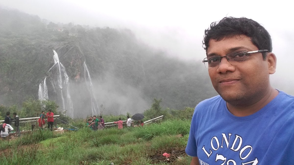 researchanand's tweet photo. Suspension bridge over Sharavati River. This is just 20kms away from Jog Falls.
Awesome location
Add to your bucketlist
#travelwithanand
#2017Tour https://t.co/ZDnxOBIZlV