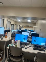 NootUea's tweet photo. The company has a collective holiday, which is a beautiful and happy day https://t.co/zezYZV1kh0