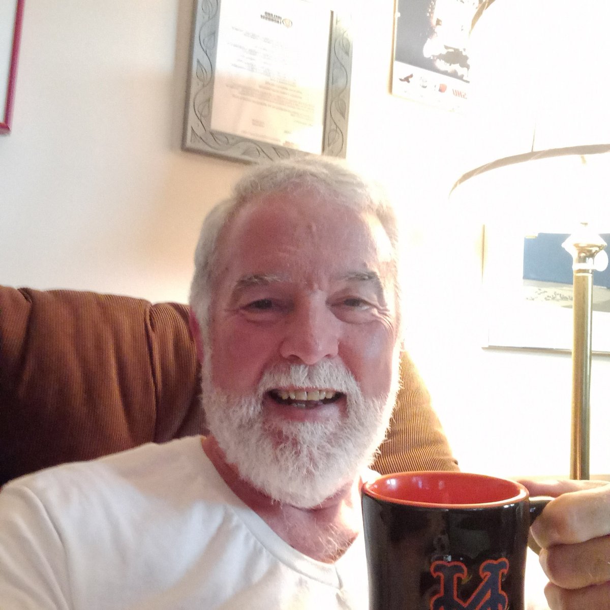 KMootsadell's tweet photo. @creja34 Good morning, have a beautiful Tuesday. ☀️☕💫🎵🌹😊 https://t.co/EntF90Jf0y