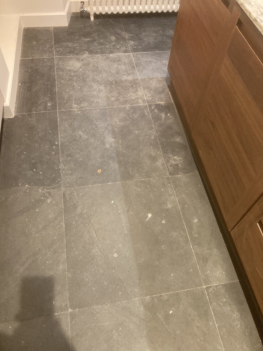 ReeseMackie's tweet photo. Builders Clean of a Slate Tiled Kitchen Floor in Molesey - https://t.co/4nAOpcQ9Xo @RawlinsonWebber, #slatetilecleaning, #slatetilesealing, #slateflooring, #buildersclean, #Molesey https://t.co/pk4XUQs7HX