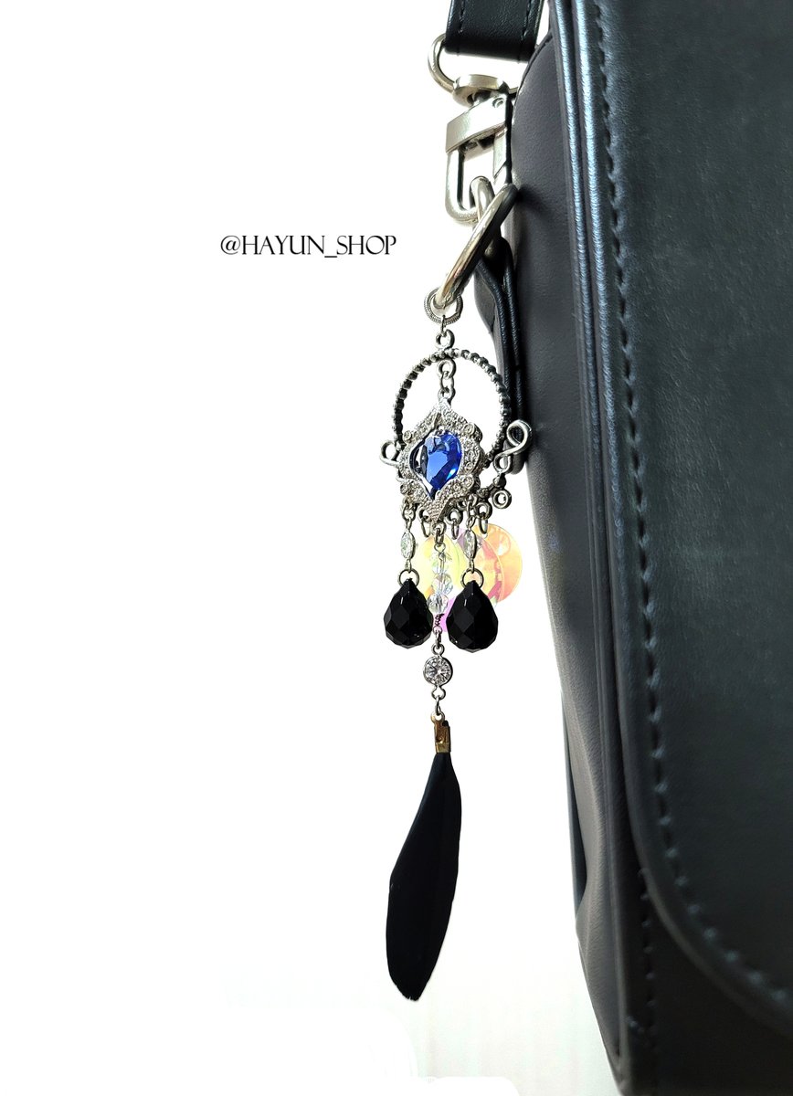Hayun_Shop's tweet photo. 스팀펑크 및 썬캐쳐 커미션을 정식 개장했습니다:) 마감이라고 추가적으로 기입하지 않는 이상 오픈되어 있으며 문의 사항은 디엠 부탁드립니다. 이번에도 잘 부탁드립니다>.<) 
https://t.co/N9wYyD2ywT https://t.co/9qXxHdnhgq