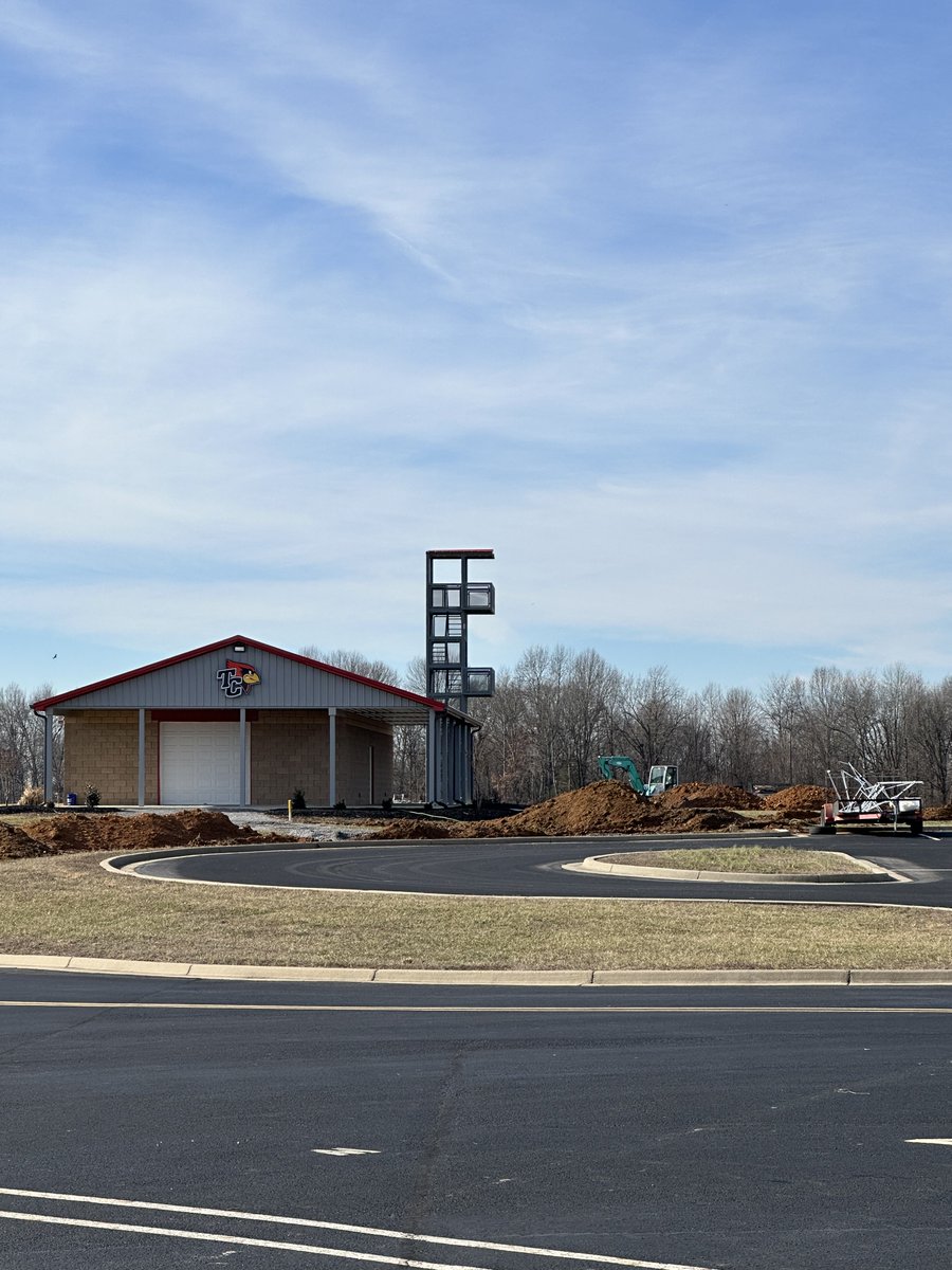TC_Schools_KY's tweet photo. The next phase of the Taylor County Band Training Center was completed over the weekend!! ❤️🥁🎵

NEXT UP ➡️ field layout + final landscaping

Expect greatness from Taylor County Band! 

#tcpride #tcperformance #gocards #tcband #expectgreatness https://t.co/7Hs7BgD2ch