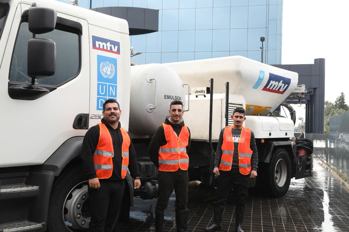 MAHauenstein's tweet photo. W/ an average of 32 deaths/month, ↙️the road fatality rate in🇱🇧 requires real commitment.

@UNDP_Lebanon's🆕partnership w/@mtvlebanon to fix potholes will save lives &amp; contribute to economic recovery thru better infrastructure &amp; smarter investments.
#من_دون_لف_ودوران
#انسى_جورة https://t.co/jmaGPNEbCD