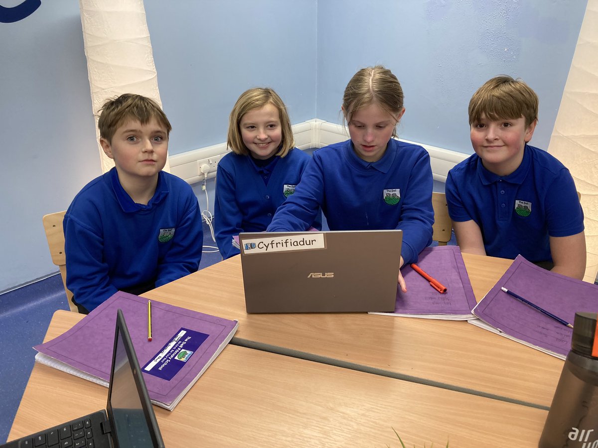 thedellschool's tweet photo. Our Sports Ambassadors are having their second Bronze YA meeting of the academic year focusing on well-being. #healthyconfidentindividuals https://t.co/ZJZHiriAi1