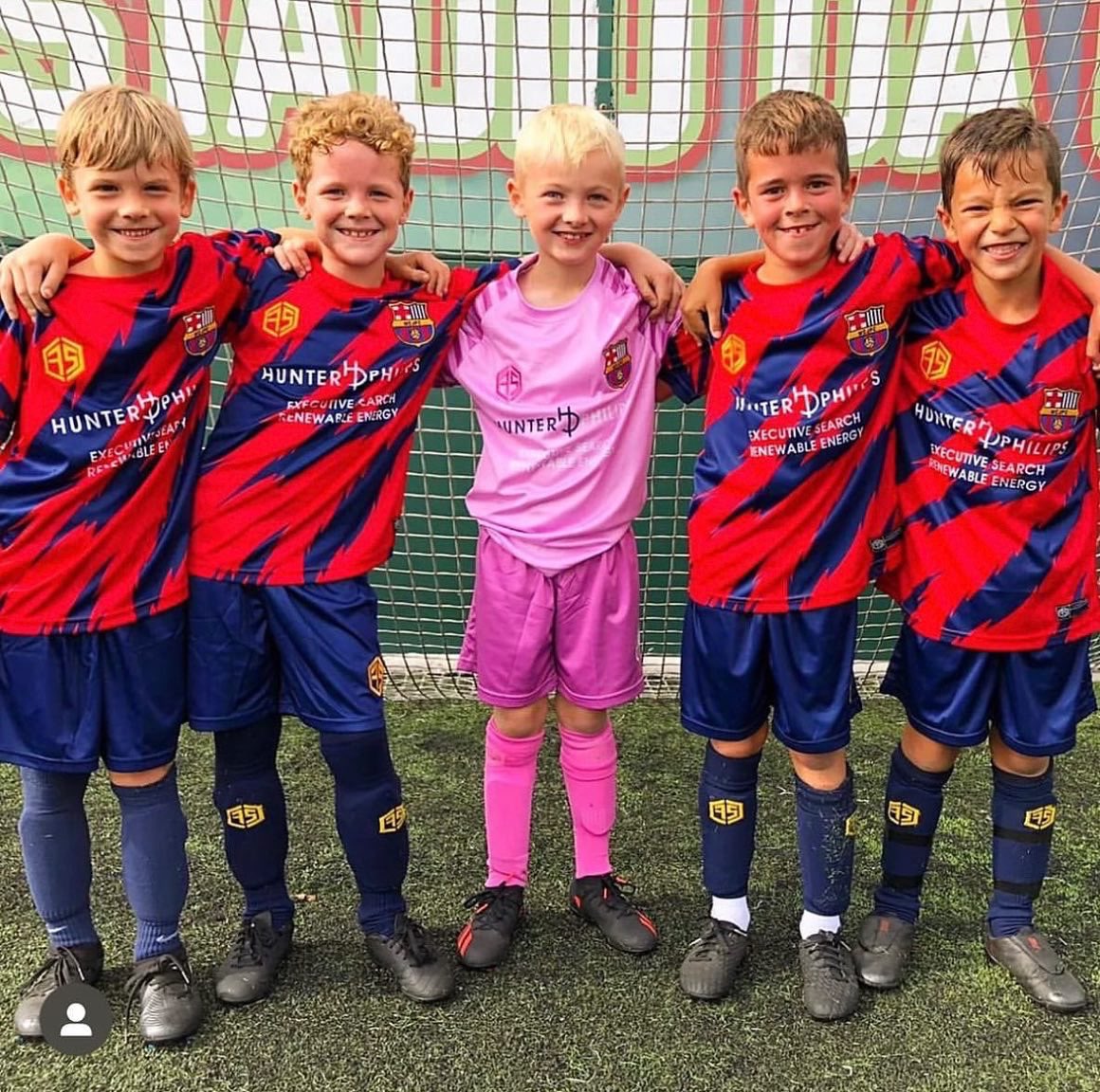 fusedSPORTMCR's tweet image. Become a winner, stand out from the rest!  
———
@umfusedsport 🤝🏻 @JfcManchester 
———
Get in touch to discuss our kit supply further! 
———
#createyouridentity #yourcolouryourway 
———
Contact Phill on 07523 945 395
phillip@umfusedsport.com
——— 
#bespoke #club #football #sportswear