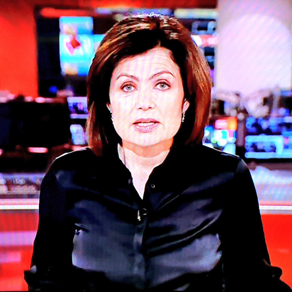 Jane Hill
Presenting BBC News at One
#janehill #bbcnews