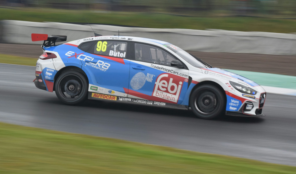 96 days to go until the start of the #BTCC Season. Jack Butel (Excelr8 with TradePriceCars) at Knockhill 2022 (Photo: Jaimie Wilson flickr.com/photos/4767664…)