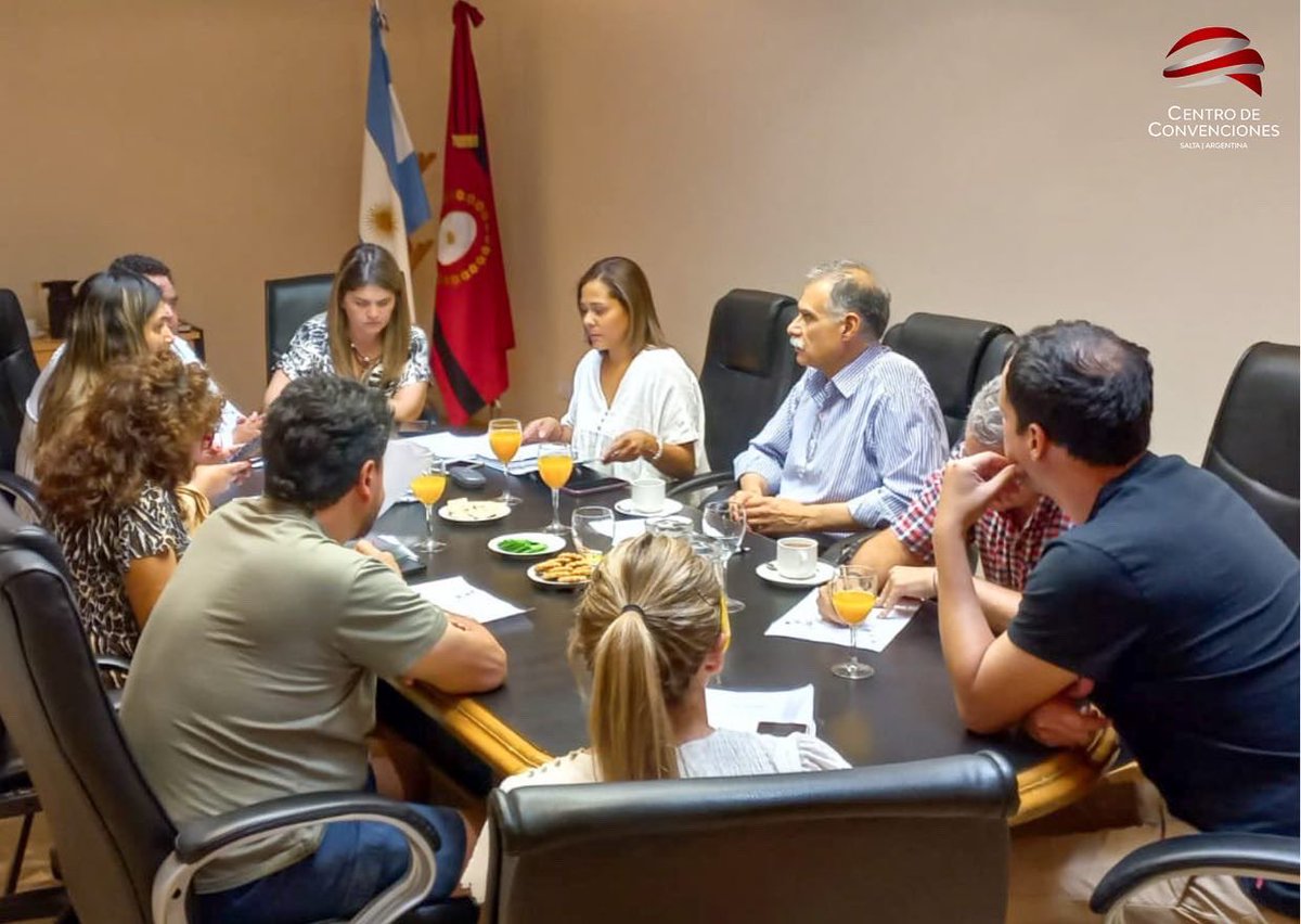 cdcsalta's tweet image. El equipo del Centro de Convenciones Salta y el @BureauSalta recibieron hoy al comité organizador del Congreso Argentino de Terapia Intensiva que se realizará en septiembre en #Salta 🙌🏻

#SATI #terapiaintensiva #argentina🇦🇷 #congresoterapiaintensiva