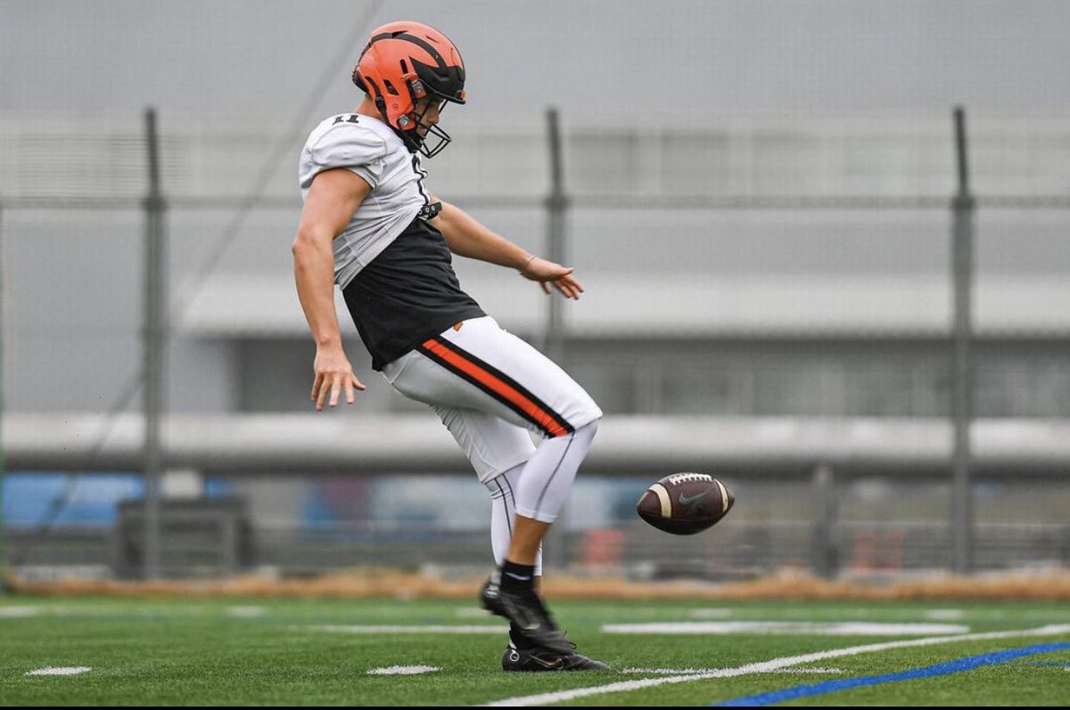 Coach_Mende's tweet photo. #WinTheKeyGround in Tokyo Japan - 2 of @PrincetonFTBL all time best at what they do #KUnit Will Powers flipping the field & #CraftyVet Dawson Deluliis Core 4 savage #DreamBowl https://t.co/Ig4lemNYll