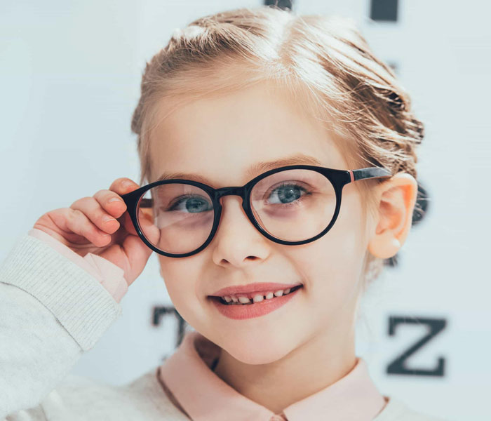 focusoptique's tweet photo. UN VERRE INNOVANT DÉDIÉ À LA FREINATION DE LA MYOPIE CHEZ L’ENFANT
https://t.co/VnwlAQCsDJ https://t.co/KOEJfpk07i