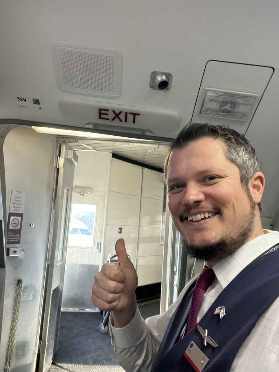 All I want for my 40th birthday in March is to Karaoke with <a href="/AnnaKendrick47/">Anna Kendrick</a> - Name the city and I’ll be there! A Flight Attendant’s dream come true! #annakendrick #turning40