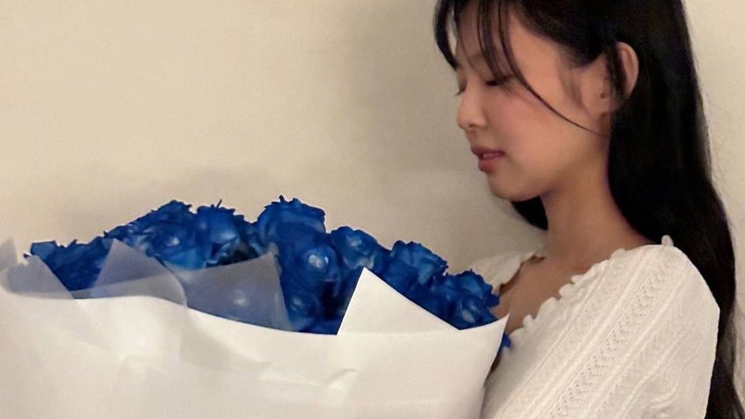 G0THRUBY's tweet photo. jennie kim is the happiest girl https://t.co/4VT5u8Mobh