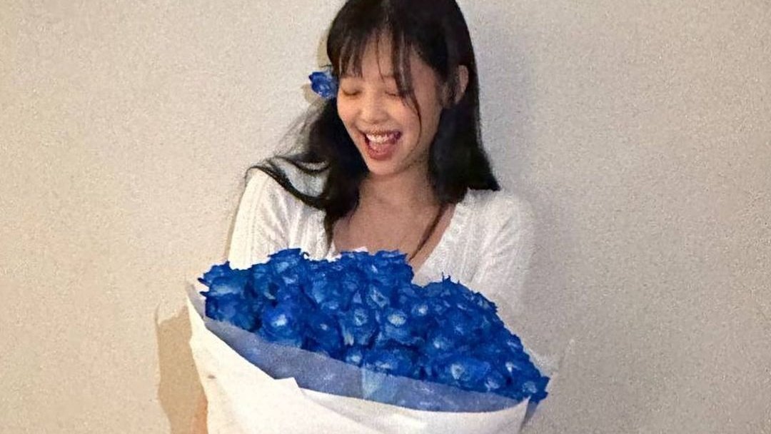G0THRUBY's tweet photo. jennie kim is the happiest girl https://t.co/4VT5u8Mobh