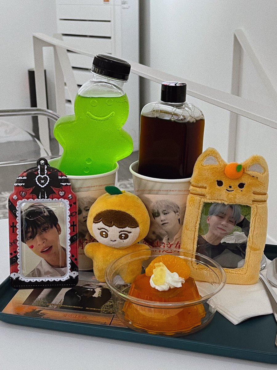 kwanichani's tweet photo. #전부_승관이에게🫶🏻

꼭 가고 싶었던 곳인데 기대보다 훠어어어얼씬 더 아름답고 소중한 공간이었어요..♡
카페가 꽉 차도록 모든 군데에서 느껴지는 애정도 너무 좋았고 3층은 그냥 루브르 박물관이어뜸 포토부스까지 알차게 이용하고 왔습니닿 행복한 시간 만들어주셔서 감사합니다!!!! https://t.co/lIzyzBzep2