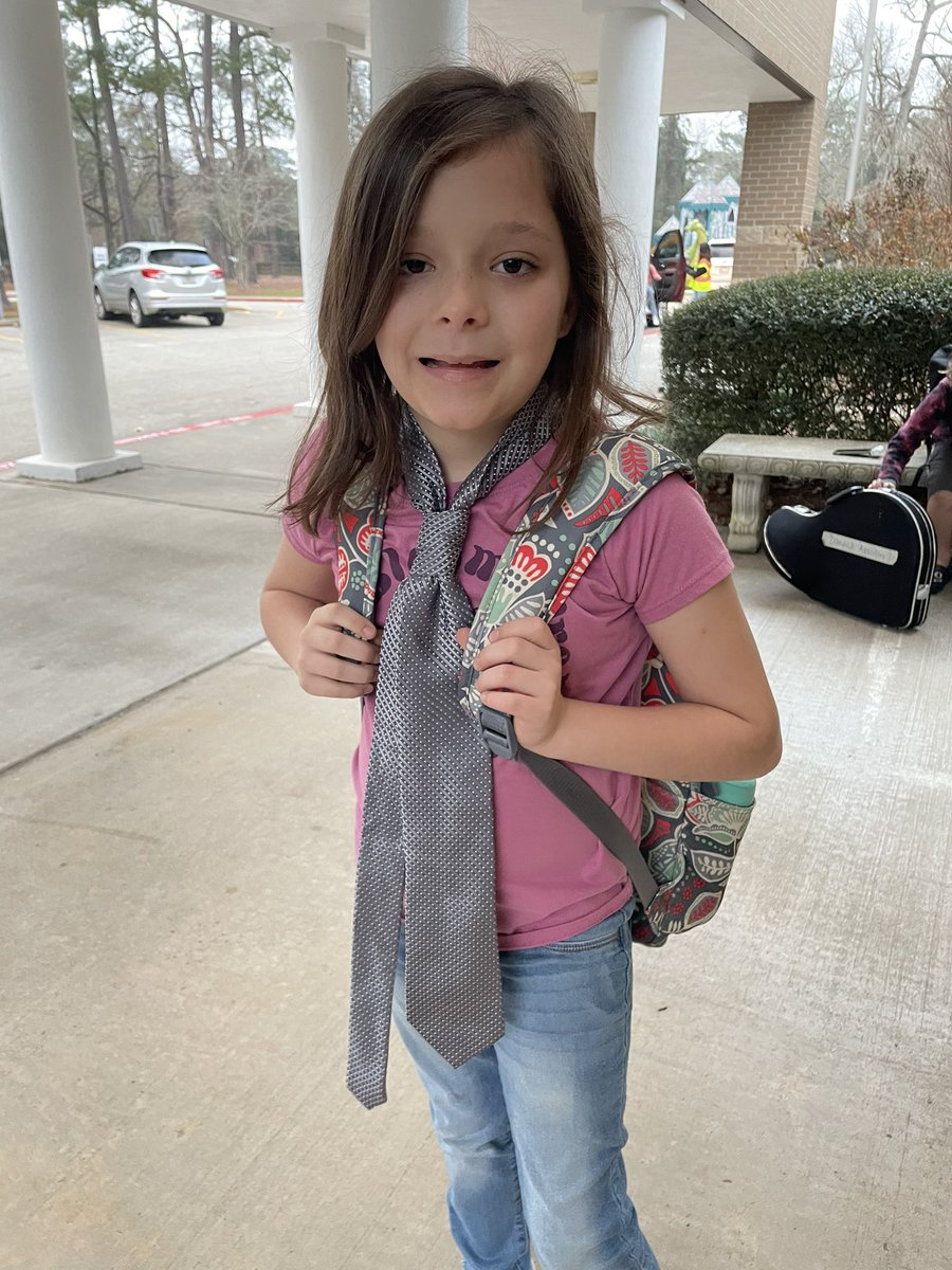 krislitzjohnson's tweet photo. Today we kick off our #BeTheChangeWeek 🎉 We are TIED together! @HumbleISD_WHE https://t.co/8LLAln437A