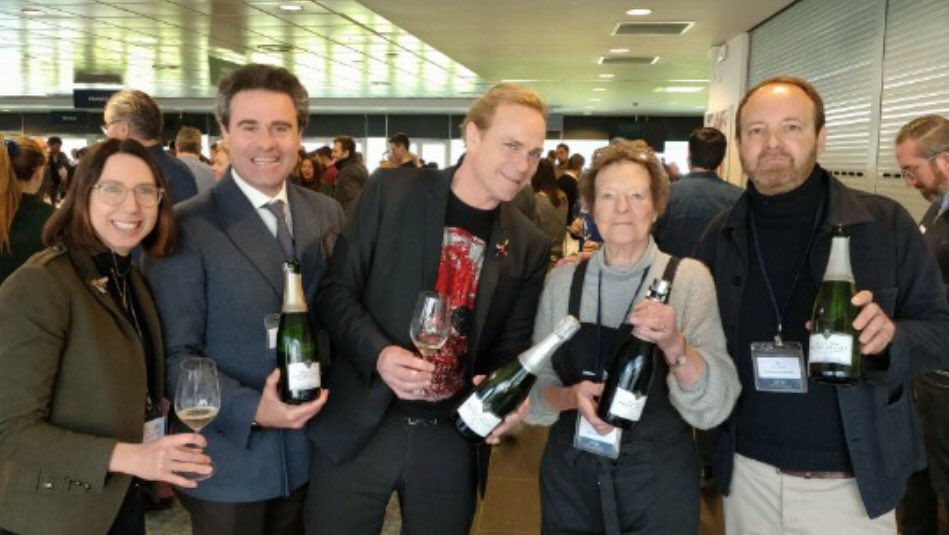 Bride Valley Vineyard (@bridevalleywine) on Twitter photo Wonderful to see great family friend <a href="/J_ClaudeBoisset/">Jean-Claude Boisset</a> at the <a href="/liberty_wines/">Liberty Wines</a> London tasting today.
#lwtasting #theoval Wonderful to see great family friend <a href="/J_ClaudeBoisset/">Jean-Claude Boisset</a> at the <a href="/liberty_wines/">Liberty Wines</a> London tasting today.
#lwtasting #theoval