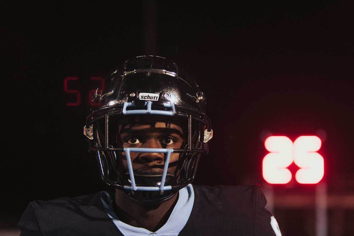 schuttsports's tweet photo. Built for Battle
#Schutt #SchuttF720 #SchuttF7 #F720 #F7 #BuiltForBattle https://t.co/07QpBKCN68