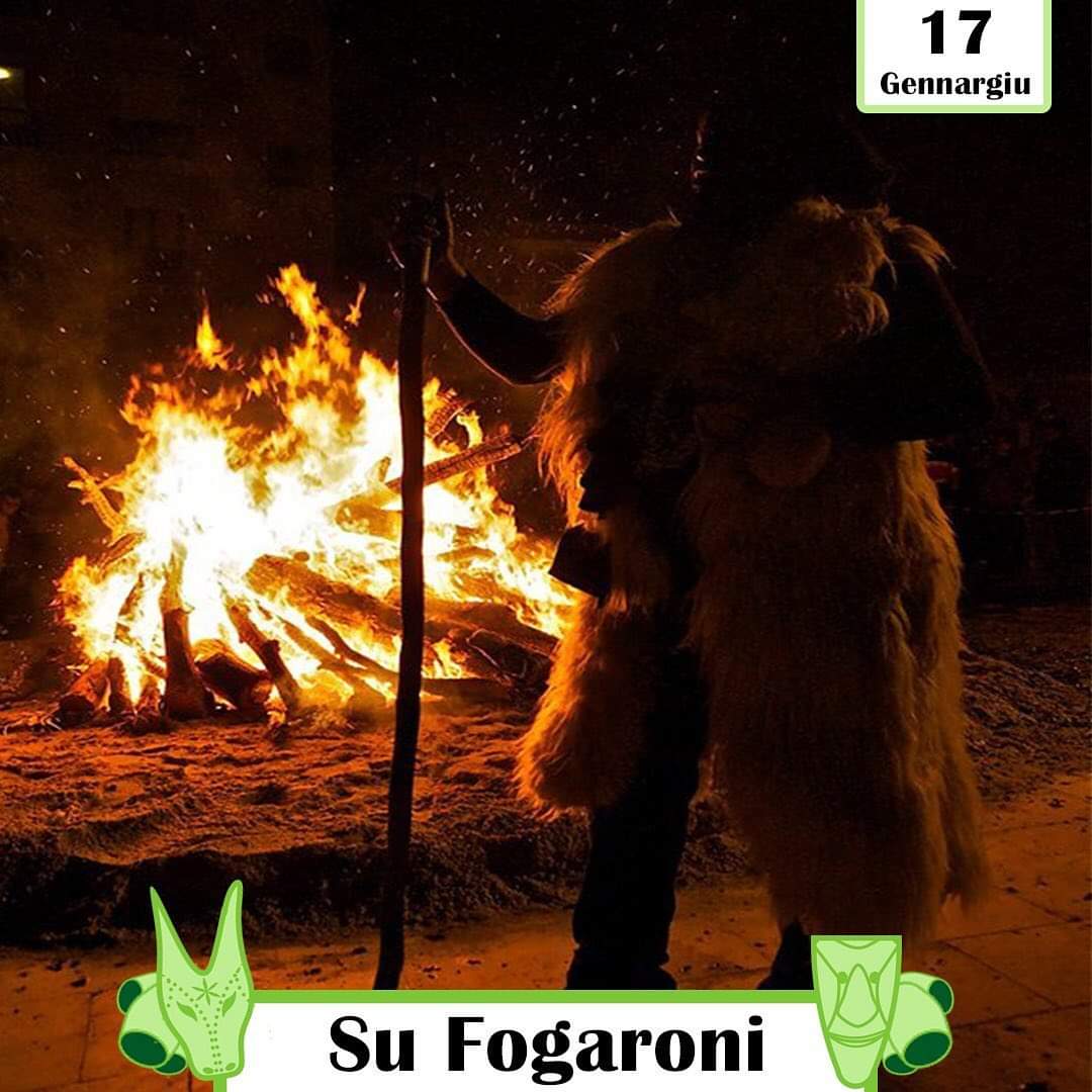 ainnantis's tweet photo. #CARRASEGARE
SANT'ANTONI DE SU FOGU

di Michele Dessena

Nella notte tra il 16 e 17 Gennaio, in corrispondenza della festa di “Sant'Antoni de su fogu” ha inizio il Carnevale sardo.📍
Come abbiamo visto ieri, una festa segnata dal rito del fuoco in cui  ...https://t.co/tVVwYsvfIa https://t.co/n14gJIne3g
