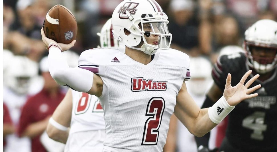 Domcampanile_'s tweet photo. Blessed to receive my first division 1 offer to the University of Massachusetts @Coach_Mince54 @FBCoachDBrown https://t.co/HKZYYxNcT7