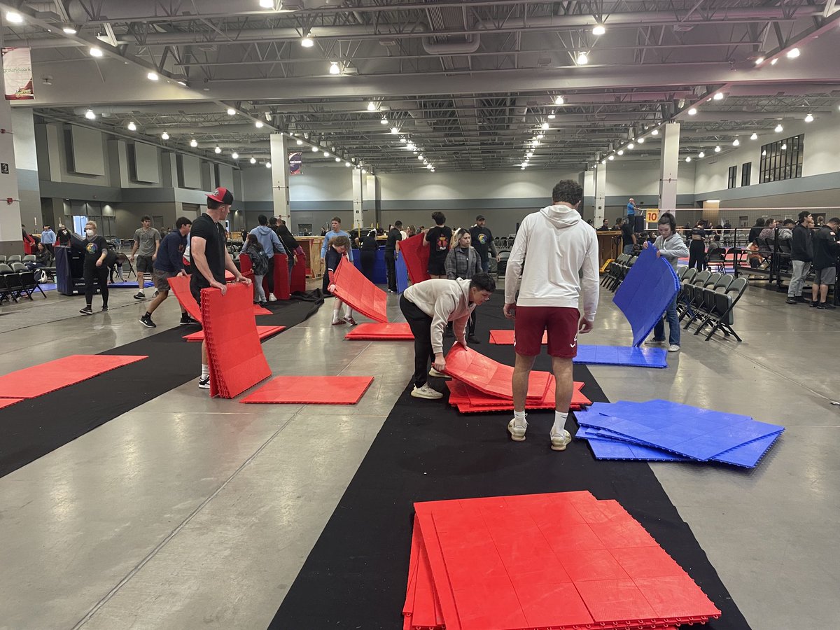 BaseballPima's tweet image. Just a little community service on MLK for the Aztecs. Thank you ⁦@clubcactusvb⁩ for the opportunity. #Aztecs2023