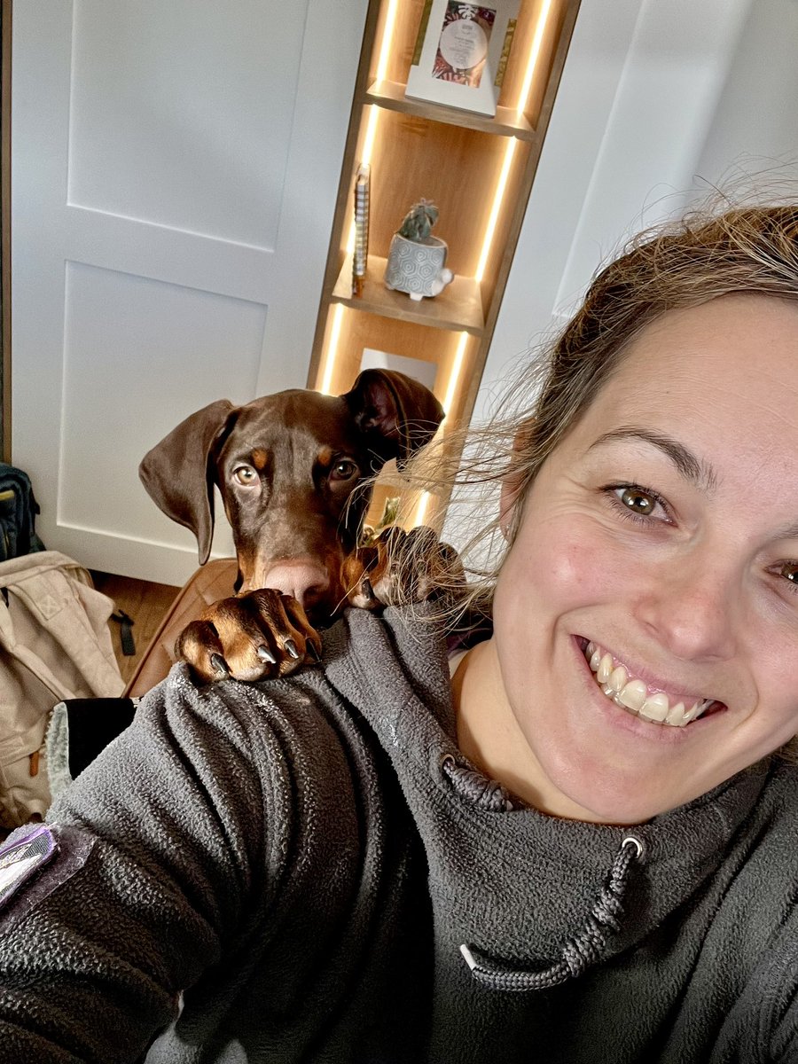 NicJRowley's tweet photo. New home office completed finally!
Todays admin tasks & students calls made easier by this little big pawed chap ๐๐พ
#workfromhome #acdemiclife #16weeksold https://t.co/Ro7H0r5yKf