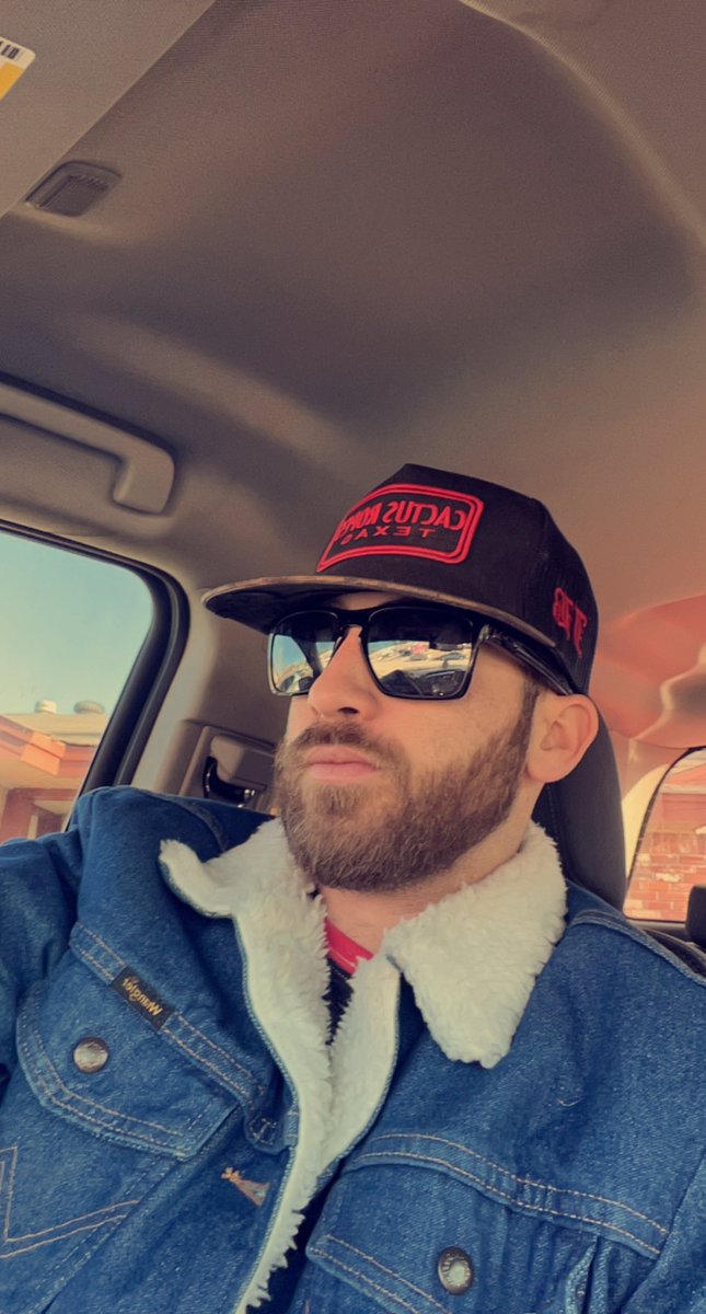 Don’t come back this way some sunny day I won’t be your man
Cause you, you ain’t worth a damn