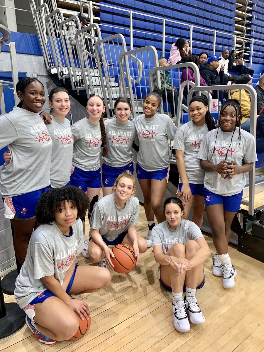 It’s game day!! The Lady Eagles play at Mishawaka this evening. JV starts at 6:00 p.m. and Varsity is at 7:30! Let’s go Lady Eagles 🦅🏀