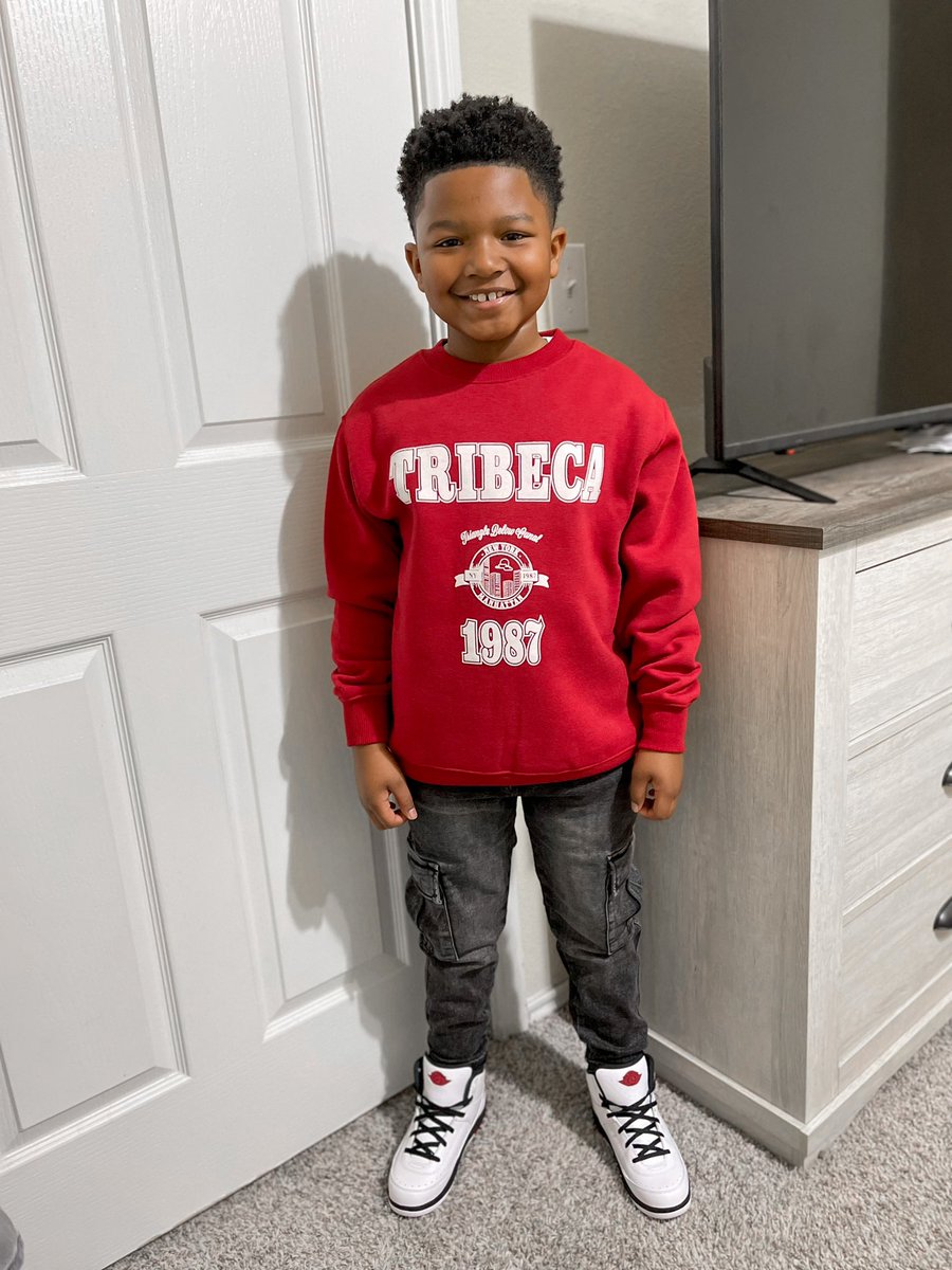Bearthakidd's tweet photo. 1st Day back to traditional school 🏫 📚! Homeschooling will be missed. #BackToSchool #homeschooler #zara #jordan2 #SNKRS #snkrsliveheatingup https://t.co/xOF2NcN6xx