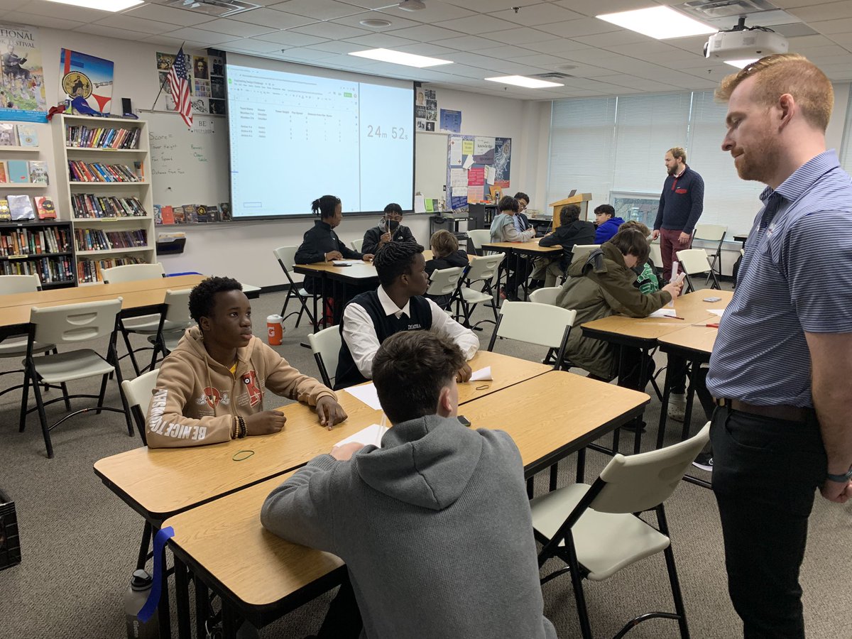 DMHouseCup's tweet image. And it’s #GoTime @DeMathaCatholic and the first DM Experience House Olympics!! #VideoGameCompetition #InstantWriting #Engineering #AcademicQuizBowl