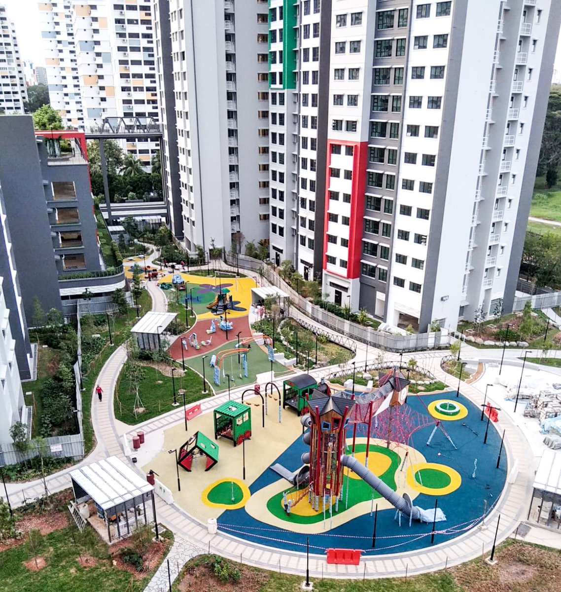 JPIBRANDSTYLE's tweet photo. Finally completed another web2.0 new HDB BTO project for the playground rubber flooring design and furnitures just before CNY comes! Those in Teck Whye area, you are in for a cosy Void Deck as well as outdoor fun. ✨😌#puttinginnovationatplay #imaginativespace #Customiseddesign https://t.co/cH54nJxx87