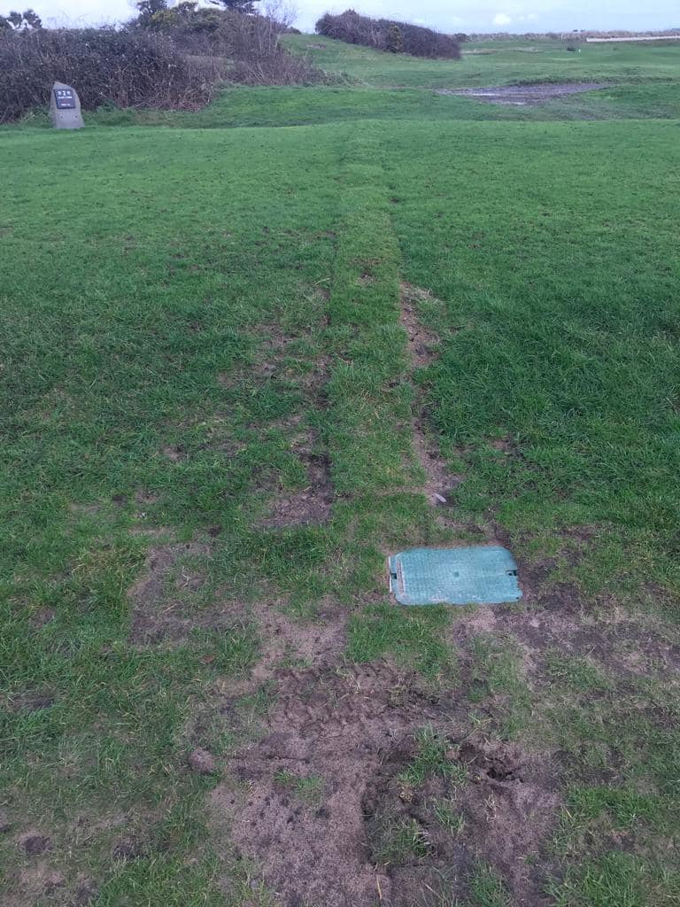 abersochgolf's tweet photo. ⛳️Course Improvements ⛳️
We have been very busy the last few months making course improvements, Here is the new irrigation to the ladies 2nd tee
#courseimprovements #workinghard #irrigation #ladiestee #clwbgolffabersoch #abersochgolfclub https://t.co/MjuUH9F4bW