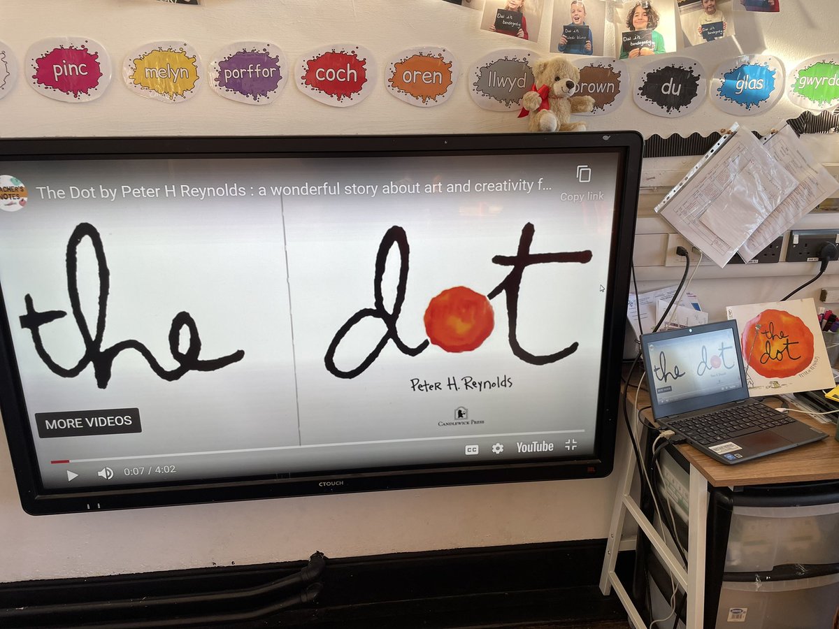 BubsyTownhill's tweet photo. Year 2 have loved starting ‘The Dot’ art project based on @peterhreynolds brilliant book! And maths too, estimating how many dots have been painted today! #THCy2 #artwork https://t.co/gqZUbmBz6a