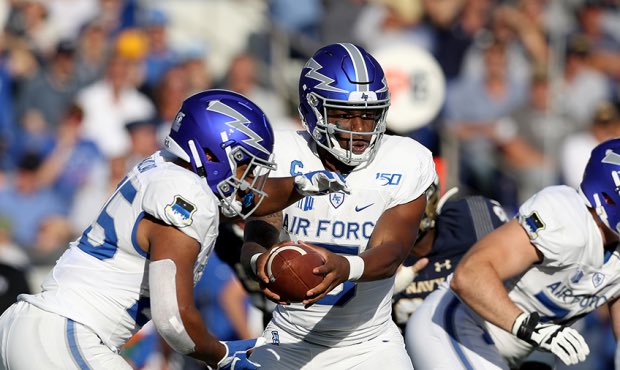 After an incredible conversation with <a href="/CoachTimHorton/">Tim Horton</a> I am very thankful to have received a Division 1 offer to the prestigious United States Air Force Academy!! <a href="/AF_Football/">Air Force Football</a> <a href="/CoachNickToth/">Nick Toth</a> <a href="/OFfootball1/">OFfootball</a> <a href="/Downreadysethut/">Coach Rivera</a>