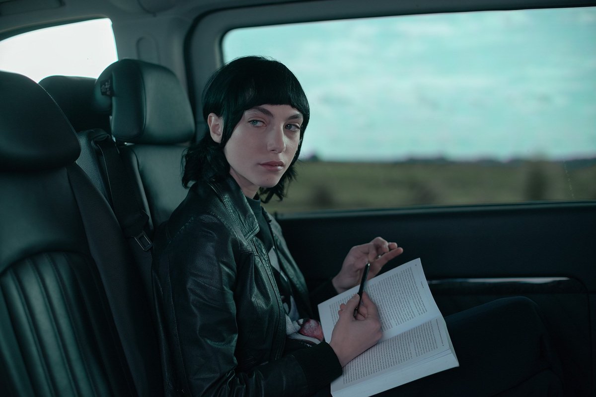 films7's tweet photo. Devon Ross
Irma Vep, Olivier Assayas - OCS / HBO / A24
"Ross became aware of the Irma Vep project through her modeling agents, and submitted an audition tape."
#Instagram: https://t.co/9xx1k8VQ4Y
#OCS #HBO #Series #IrmaVep #A24
#DevonRoss #OlivierAssayas #actress #model https://t.co/u6YB91P1SM