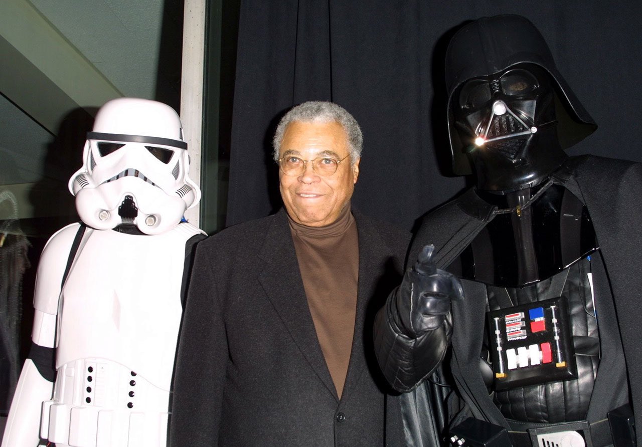 Happy 92nd Birthday to the living legend, James Earl Jones!

Born: 17/01/1931

May the force be with you  