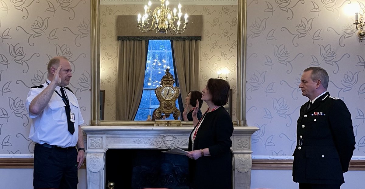 PSOSHighland's tweet photo. The new divisional commander for Highland &amp; Islands was sworn in as a @PoliceScotland officer yesterday. Chief Superintendent Rob Shepherd joins the force after transferring from the Metropolitan Police. 

To read more - https://t.co/LijZGQoH1T https://t.co/mOJ9HJU672