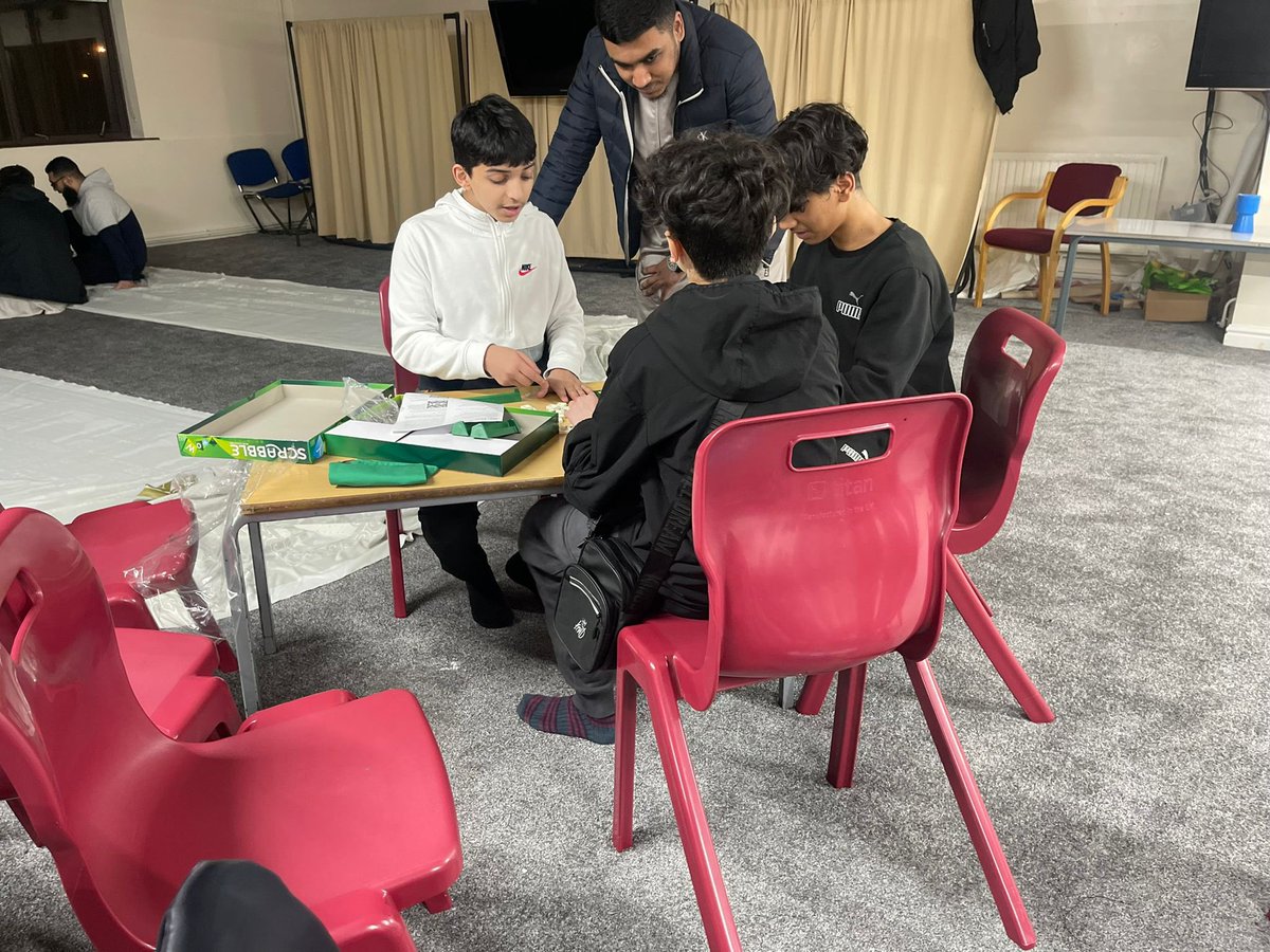 NGageOldham's tweet photo. The number of youth attending just keeps getting bigger and bigger for our Chai &amp; Chill sessions!

A massive thank you to @GMSAW2021 @WeActTogether 👏🏾 https://t.co/nB2chKo0yX