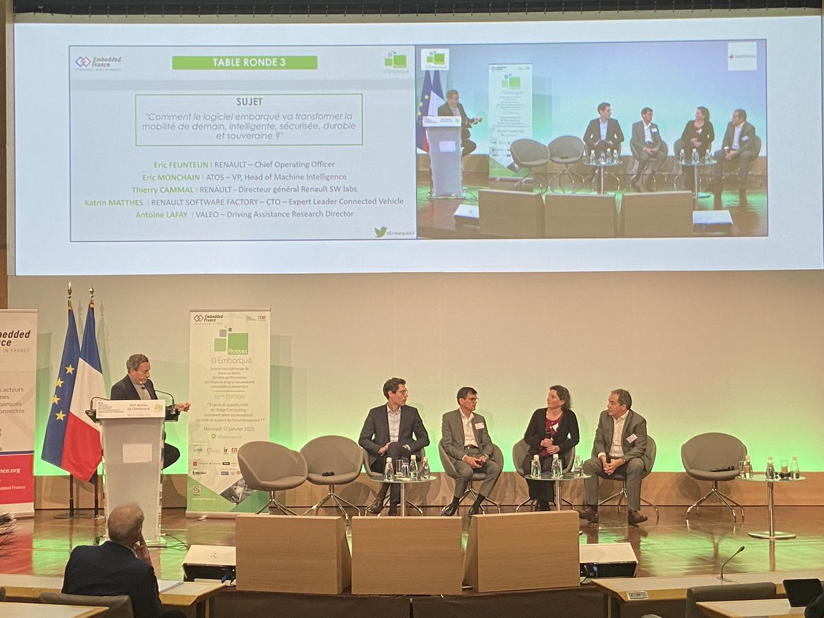 EmbeddedFrance's tweet photo. Troisième table ronde sur la question de l’avenir de la #mobilité : « Comment le logiciel embarqué va transformer la mobilité de demain, intelligente, sécurisée, durable et souveraine? » avec @renault_fr @AtosFR @Valeo_Group
#EmbarqueXV https://t.co/RFXLsbcenO