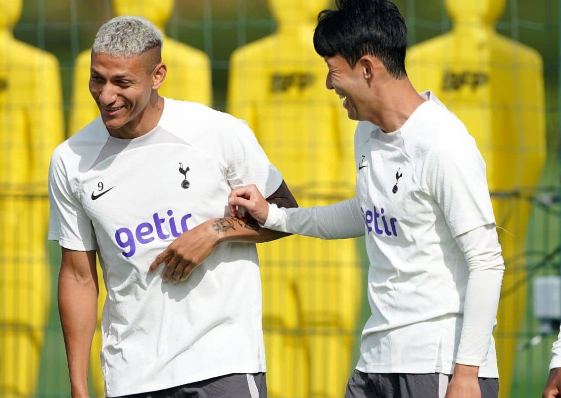 2sonpics's tweet image. 