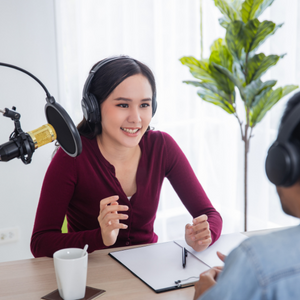 AheadCast's tweet photo. There isn’t a one-size-fits-all, so it’s worth going through the strengths and weaknesses of the best in the business. https://t.co/V5JJGWJUBJ @thepodcasthost @dealcasterslive @aheadcast #podcasthost #makeheadway https://t.co/ERz12yA7V4