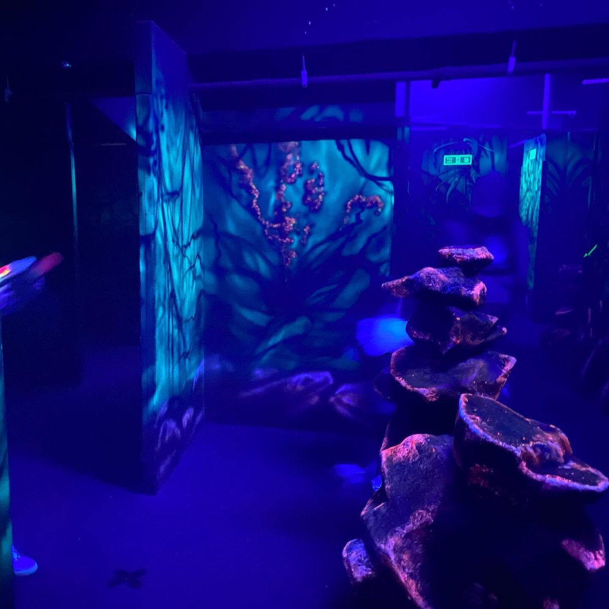 Ackworth_School's tweet photo. Laser Quest! A boarding house outing over the weekend, enjoyed by all 🎉✨

#UKBoardingSchool #BoardingEducation #WeekendActivities https://t.co/5i7xRNm65W